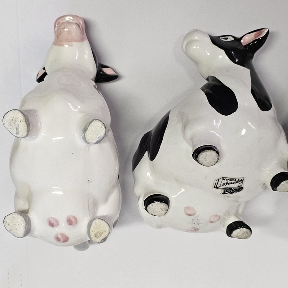 Ceramic Black And White Cow | Sugar Packet Holder And 2 Creamer Set - Picture 12 of 14